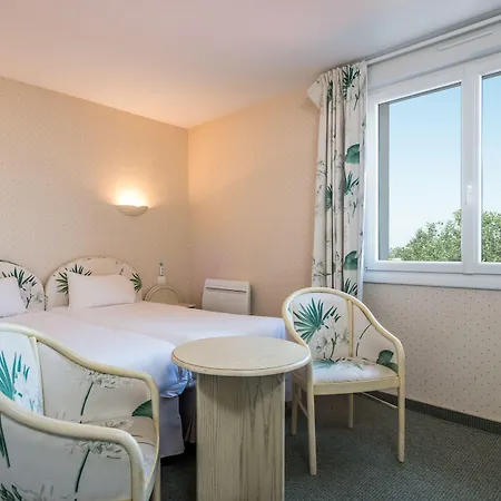 Logis & Restaurant L'ermitage 3* Saulges