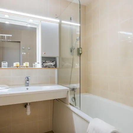 Logis & Restaurant L'ermitage Hotel 3*