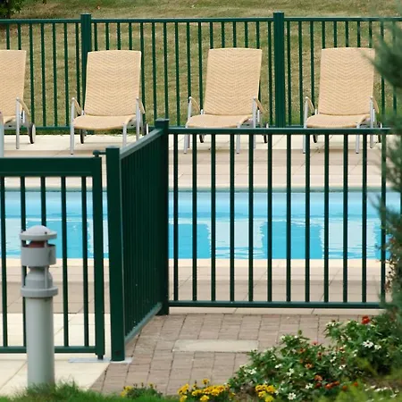 Logis & Restaurant L'ermitage Hotel 3*