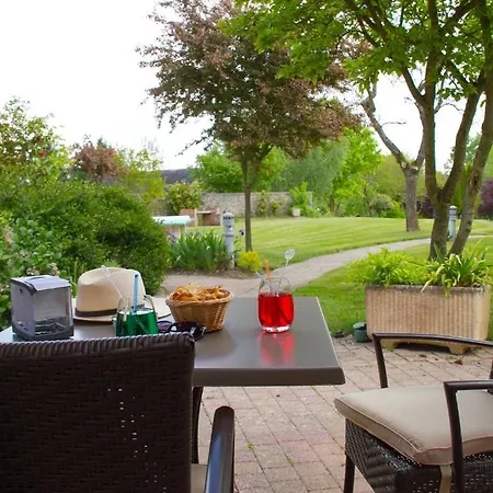 Hotel Logis & Restaurant L'ermitage