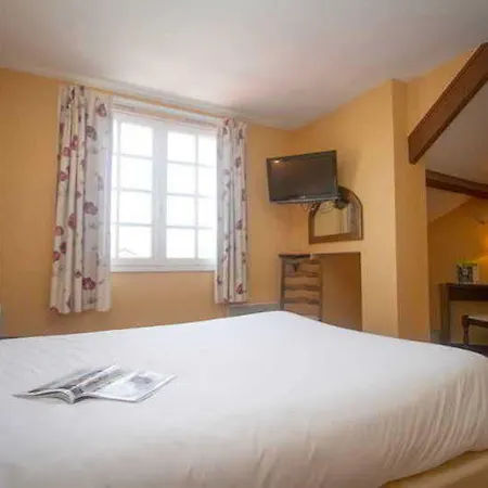 Logis & Restaurant L'ermitage Saulges