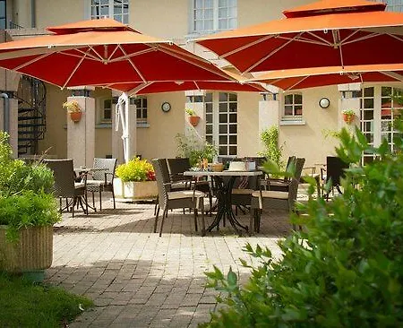 Logis & Restaurant L'ermitage Hotel 3*