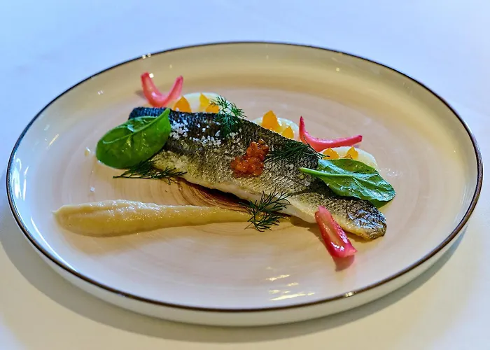 Logis & Restaurant L'ermitage ホテル ソルジュ