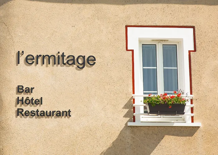 ホテル Logis & Restaurant L'ermitage ソルジュ