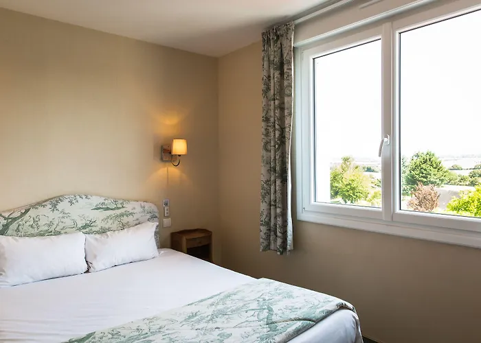 Logis & Restaurant L'ermitage 3*