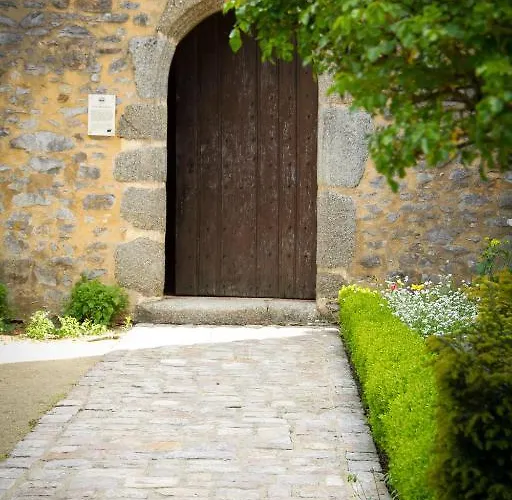 Logis & Restaurant L'ermitage 3*